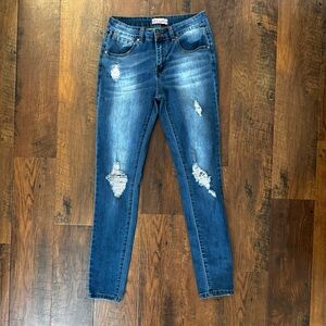 K’S MORE distressed blue denim jeans, juniors size 5